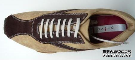 其乐正品鞋和外贸鞋的区别 Clarks正品如何鉴定 其乐正品鞋和外贸鞋的区别 Clarks正品如何鉴定